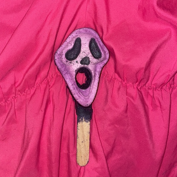 RARE LUSH COSMETICS HALLOWEEN 2021 SCREAMO (Ghostface) BUBBLE BLOWER - Picture 1 of 8